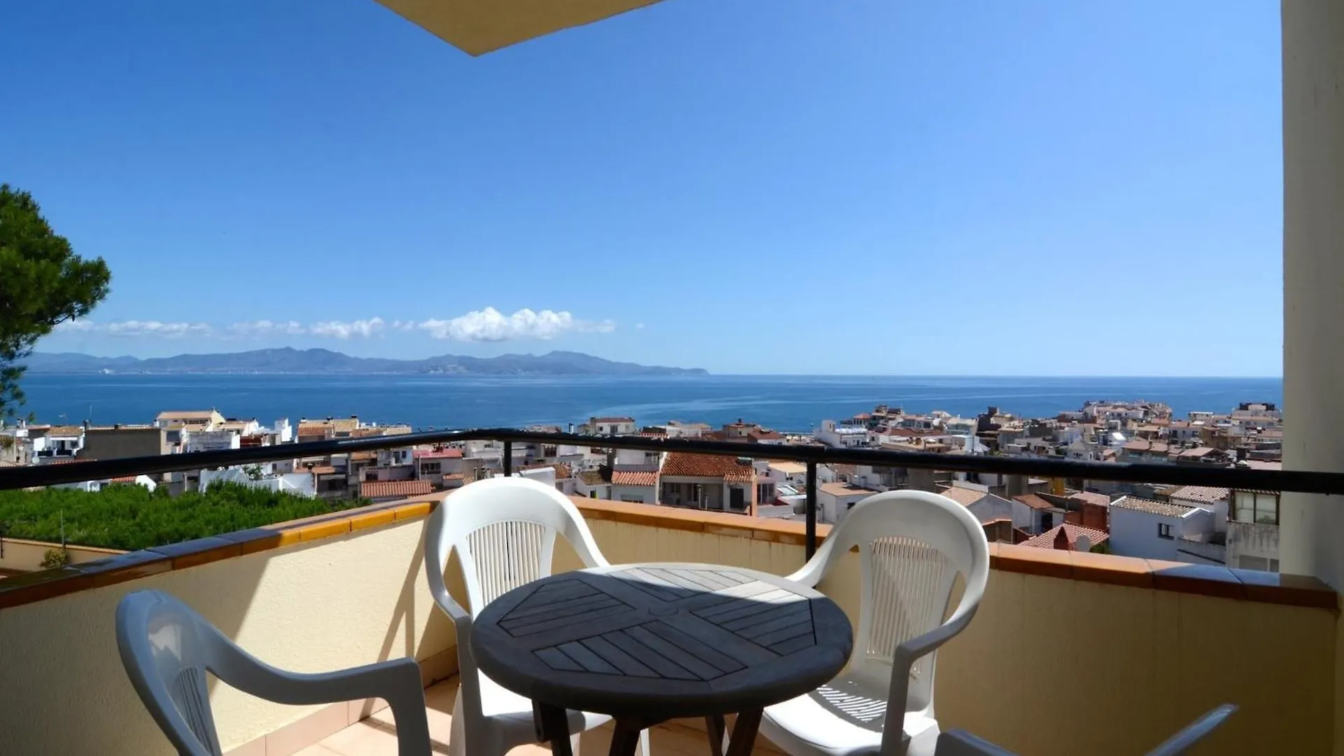 Puig Padro 6 1-4 Apartment L'Escala